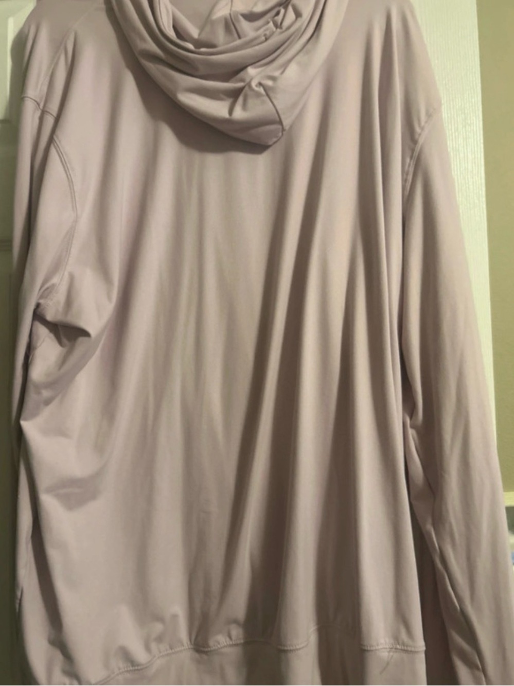 Lightweight women’s hoodie